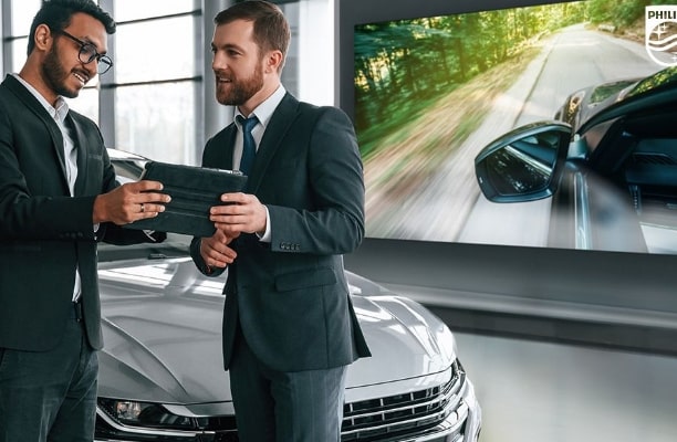 迫力ある映像で集客・販促に効果的